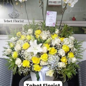 Bunga meja dengan desain modern dan rapi